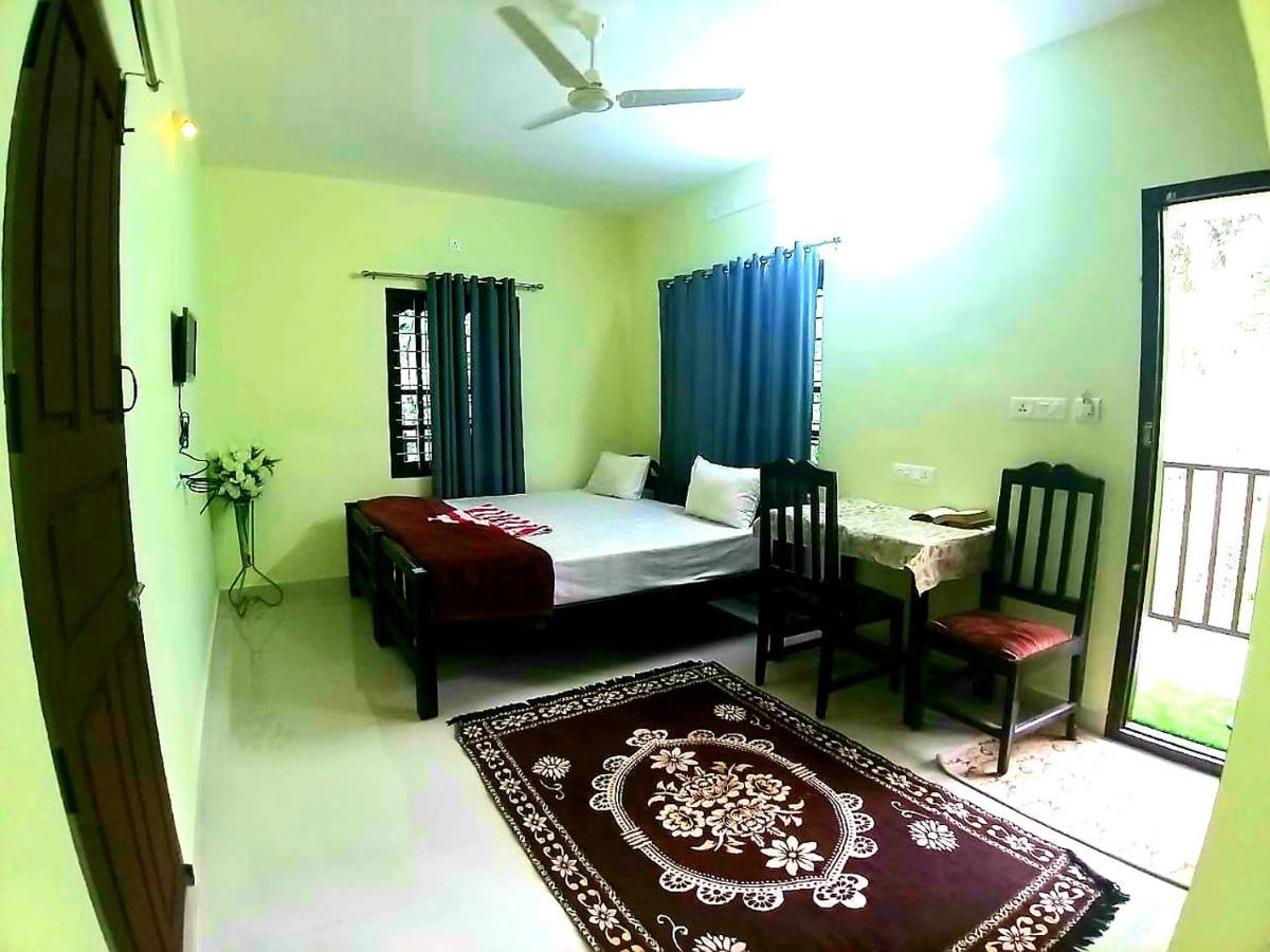 Dean Dale Cottages Thekkady Zimmer foto